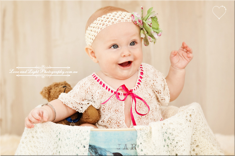 Sunshine Coast Baby Photographer 