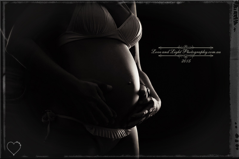 Sunshine Coast Fine-Art Maternity Photographer