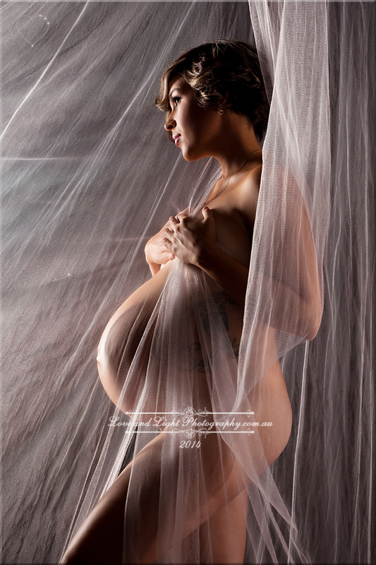 Sunshine Coast Fine-Art Maternity Photographer