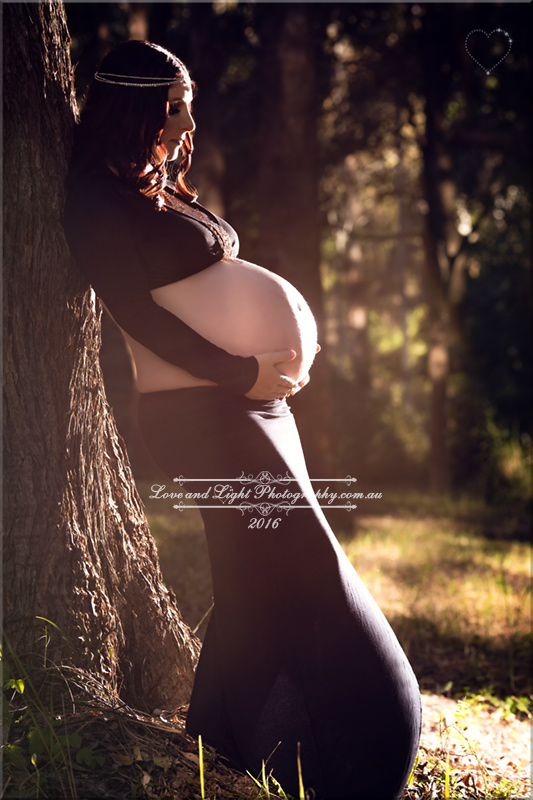 Sunshine Coast Maternity and Newborn Photography