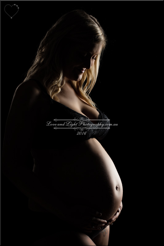 Sunshine Coast Maternity and Newborn Photography