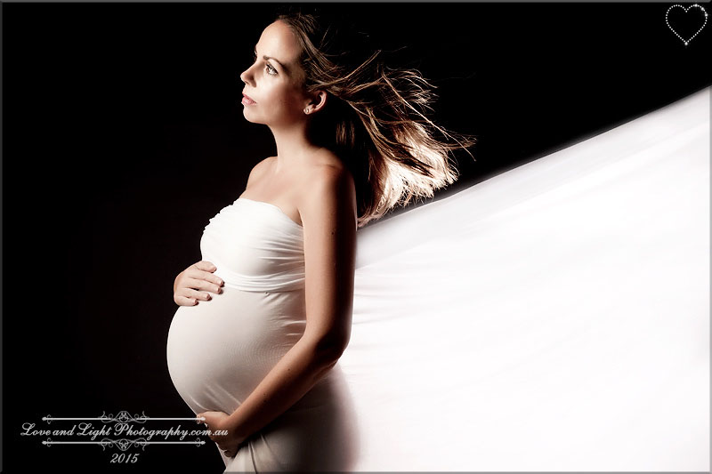 Sunshine Coast Maternity and Newborn Photography