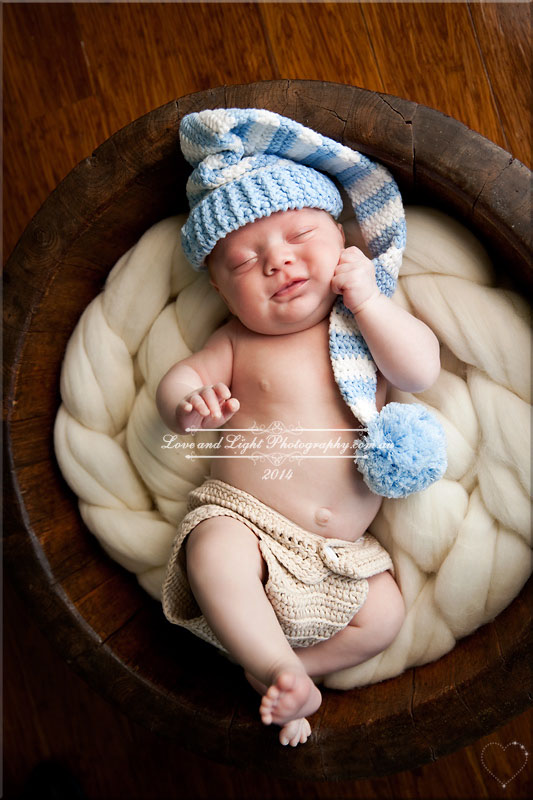 Sunshine Coast Newborn Photographer