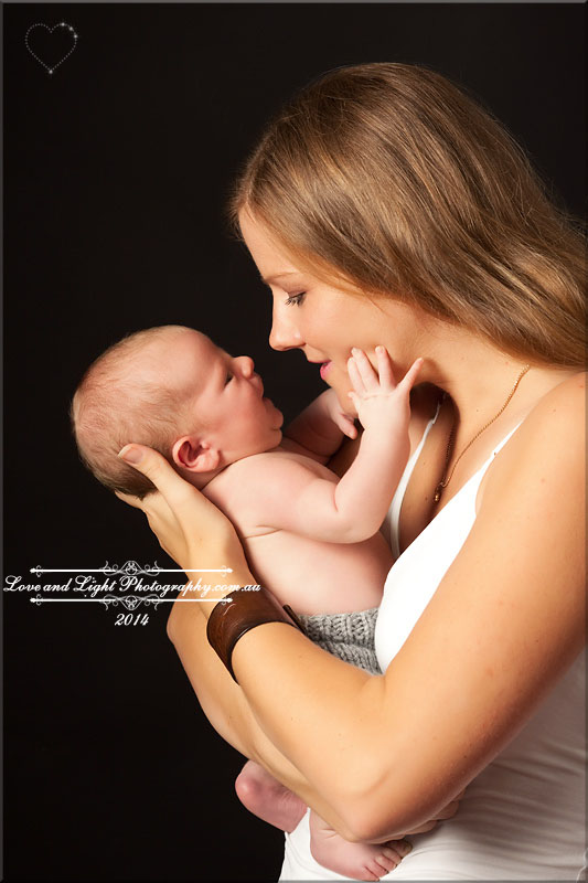 Sunshine Coast Newborn Photographer