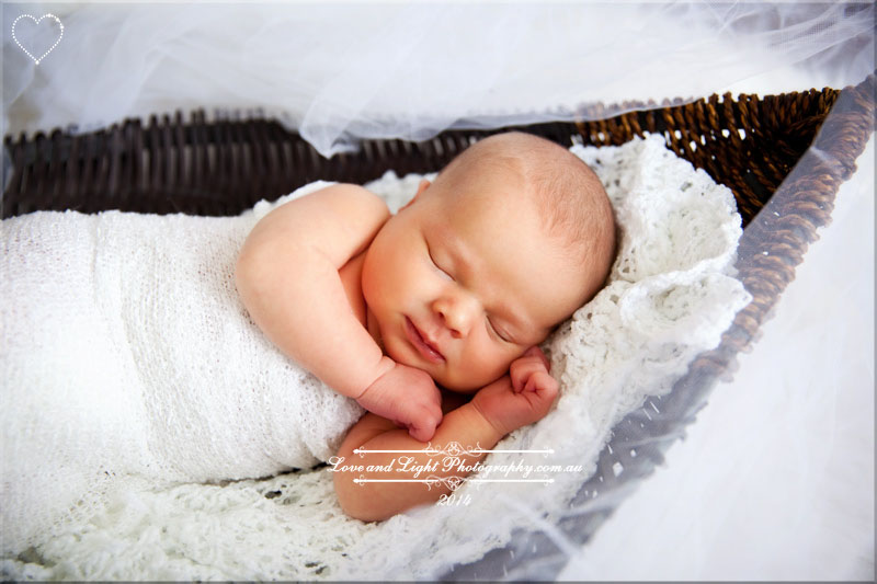 Sunshine Coast Newborn Photographer