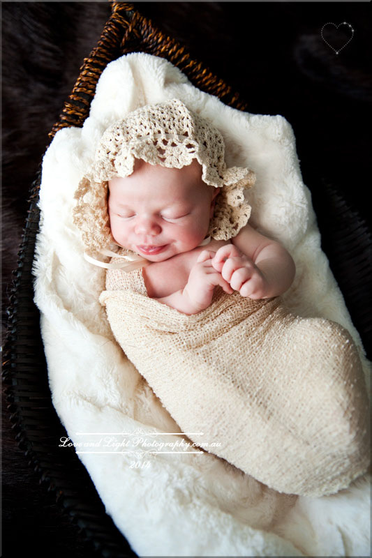 Sunshine Coast Newborn Photographer