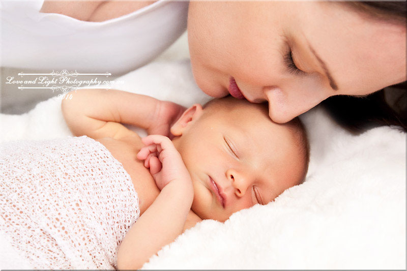 Sunshine Coast Newborn Photographer